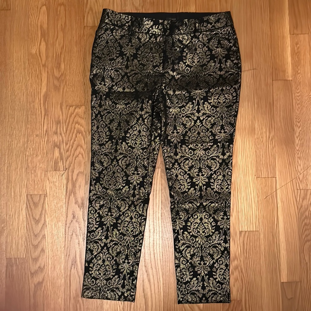 Black with Gold embellishment size 6p